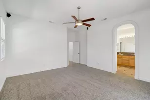 9827 Brinzino Ct, Sacramento, CA 95757 - Photo 29