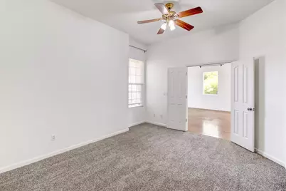 9827 Brinzino Court, Sacramento, CA 95757 - Photo 37