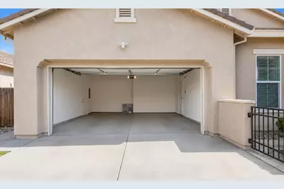 9932 Diamonte Way, Sacramento, CA 95829 - Photo 9