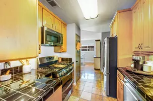 7308 Lawnwood Dr, Sacramento, CA 95828 - Photo 7
