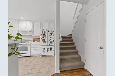 330 McDaniel Circle, Sacramento, CA 95838 - Photo 13
