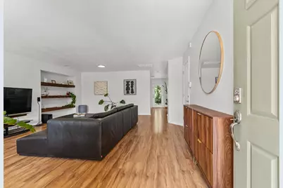 330 McDaniel Circle, Sacramento, CA 95838 - Photo 3