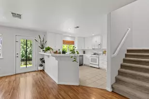 330 McDaniel Cir, Sacramento, CA 95838 - Photo 7