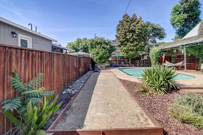3056 6th Avenue, Sacramento, CA 95817 - Photo 61