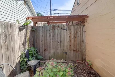 3056 6th Avenue, Sacramento, CA 95817 - Photo 63