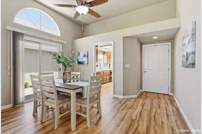 7306 Rush River Drive, Sacramento, CA 95831 - Photo 19