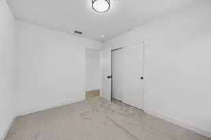8239 Moorhaven Way, Sacramento, CA 95828 - Photo 29