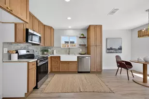 8239 Moorhaven Way, Sacramento, CA 95828 - Photo 3