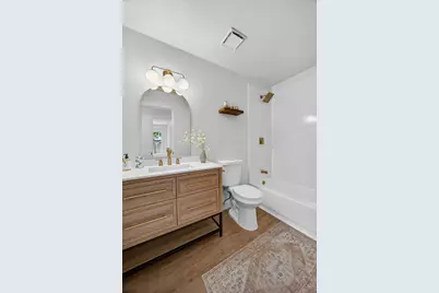 8239 Moorhaven Way, Sacramento, CA 95828 - Photo 31