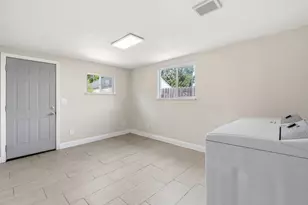 1457 Shirley Dr, Sacramento, CA 95822 - Photo 17