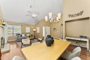 8913 Melodic Ct, Elk Grove, CA 95624 - Photo 9