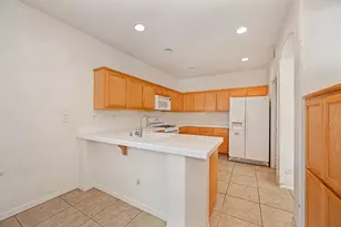 9446 Grasmeer Way, Elk Grove, CA 95624 - Photo 17