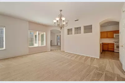 9446 Grasmeer Way, Elk Grove, CA 95624 - Photo 11