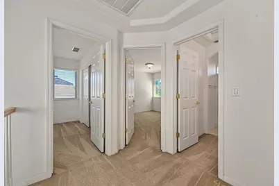 9446 Grasmeer Way, Elk Grove, CA 95624 - Photo 49