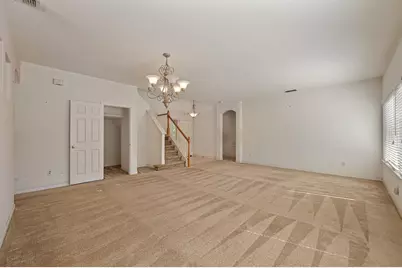9446 Grasmeer Way, Elk Grove, CA 95624 - Photo 9
