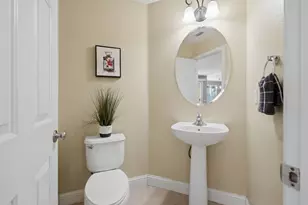 5388 Hartona Way, Sacramento, CA 95835 - Photo 15