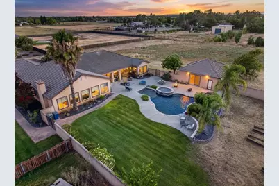 6141 W 4th Street, Rio Linda, CA 95673 - Photo 5