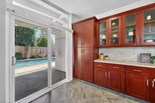 4952 Clear Cir, Carmichael, CA 95608 - Photo 17