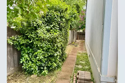 Jackson Ave. #111, Escalon, CA 95320 - Photo 27