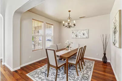 5001 Millner Way, Elk Grove, CA 95757 - Photo 9