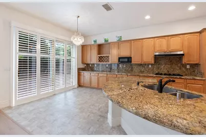 5816 Oak Place Court, Fair Oaks, CA 95628 - Photo 19