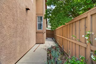 829 Hildebrand Cir, Folsom, CA 95630 - Photo 19
