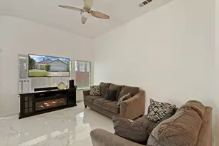 1910 Burney Falls Dr, Stockton, CA 95206 - Photo 7