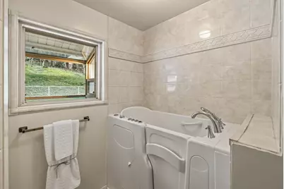 17940 Berta Canyon Road, Salinas, CA 93907 - Photo 33