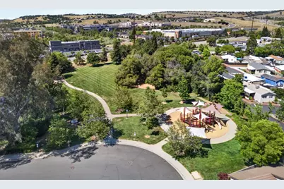 4040 Monte Verde Drive, El Dorado Hills, CA 95762 - Photo 65