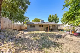 7404 Saxon, Sacramento, CA 95842 - Photo 23