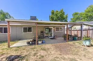 7404 Saxon, Sacramento, CA 95842 - Photo 27