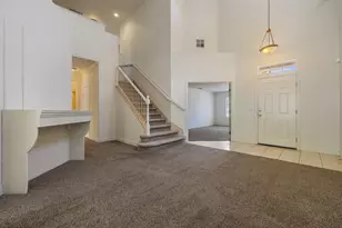813 Boulder Ave, Lathrop, CA 95330 - Photo 3