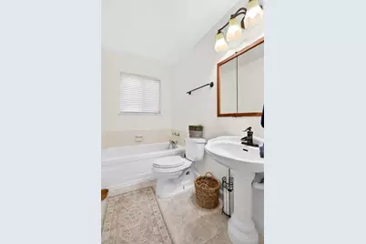 8356 Hamilton Way, Stockton, CA 95209 - Photo 37