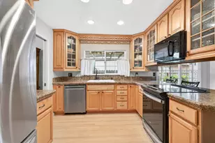 8356 Hamilton Way, Stockton, CA 95209 - Photo 17
