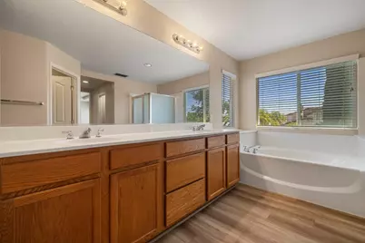13228 Christie Falls Way, Lathrop, CA 95330 - Photo 37