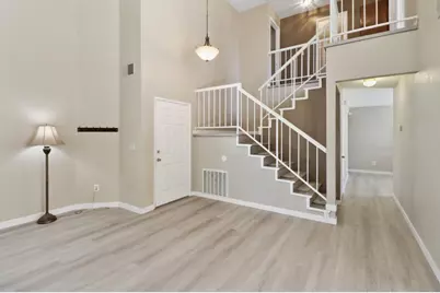 8638 Hampton Hill Court, Sacramento, CA 95828 - Photo 11