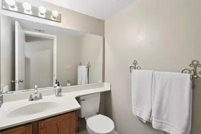 8638 Hampton Hill Court, Sacramento, CA 95828 - Photo 29