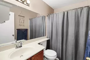 8638 Hampton Hill Ct, Sacramento, CA 95828 - Photo 25