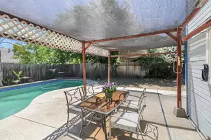 8638 Hampton Hill Ct, Sacramento, CA 95828 - Photo 31