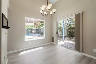 8638 Hampton Hill Ct, Sacramento, CA 95828 - Photo 9