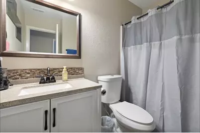 10251 Ellenwood Avenue, Sacramento, CA 95827 - Photo 15