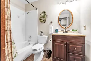 7702 Southcliff Dr, Fair Oaks, CA 95628 - Photo 13