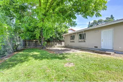 8012 Wonder Street, Citrus Heights, CA 95610 - Photo 13
