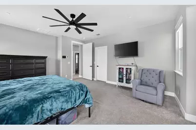 8247 Blue Coral Avenue, Elk Grove, CA 95757 - Photo 43