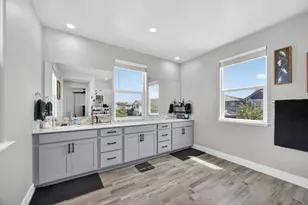 8247 Blue Coral Ave, Elk Grove, CA 95757 - Photo 45