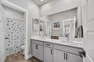 8247 Blue Coral Ave, Elk Grove, CA 95757 - Photo 31