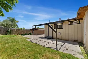 10450 Buena Vista Dr, Jackson, CA 95642 - Photo 15