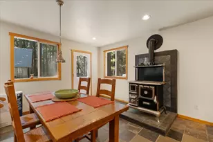 17607 Hooker Oak Rd, Nevada City, CA 95959 - Photo 11