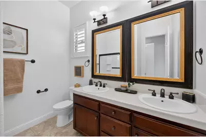 1563 E Via Mirasol Lane, Fresno, CA 93730 - Photo 37