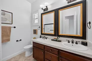 1563 E Via Mirasol Ln, Fresno, CA 93730 - Photo 37